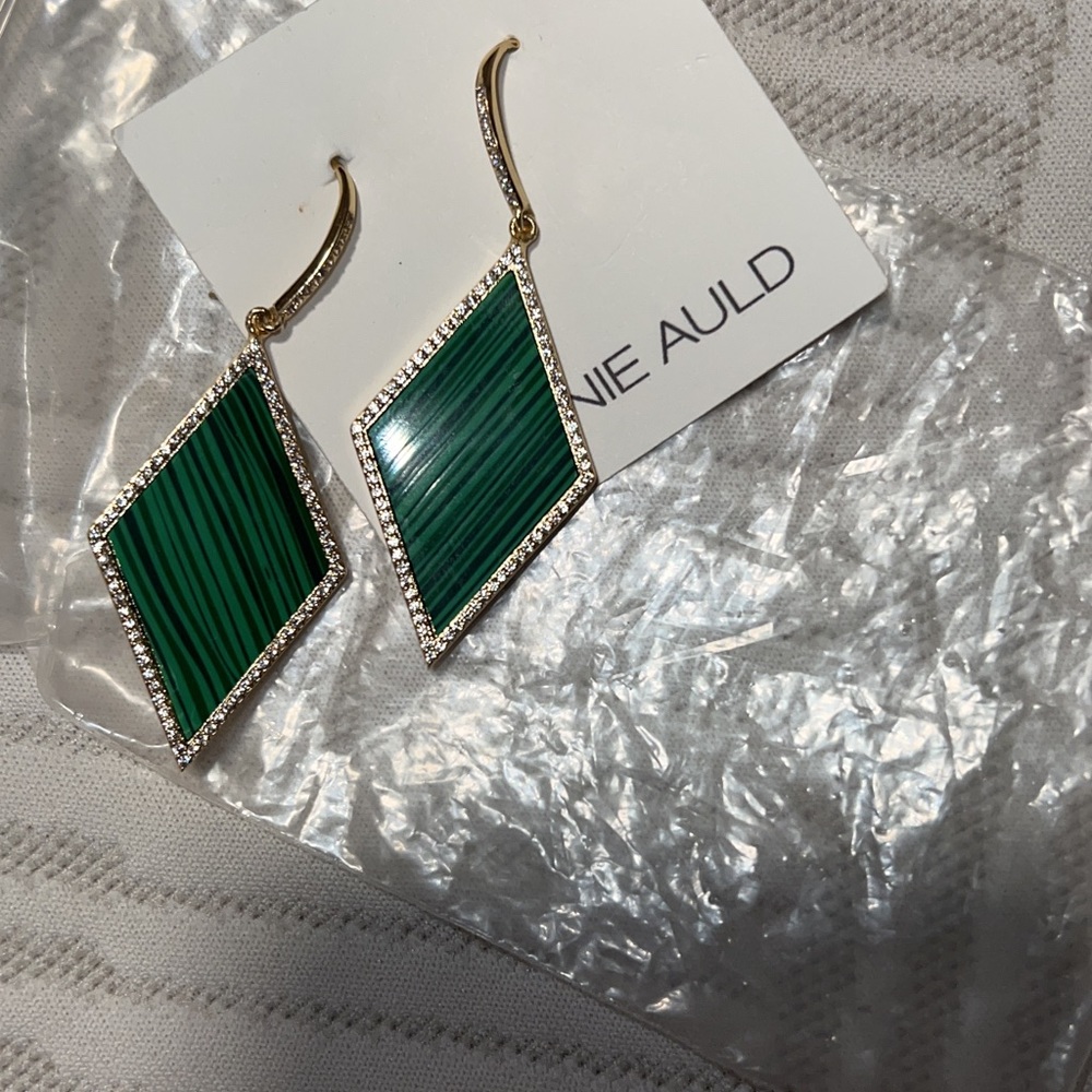 Melanie  Auld earrings,buifulld bran new
